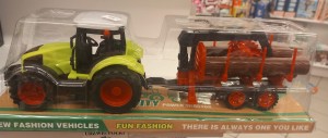 TRAKTOR Z PRZYCZEPĄ Z DREWNEM/ 4283
