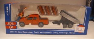 SIKU 3543 PICK UP Z PRZYCZEPĄ 